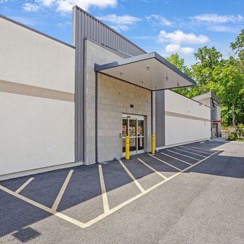 Extra Space Storage - Exterior Units - Extra Space Storage at 289 N Route 303, Congers, NY 10920 - Self Storage Near Me - Congers, New York