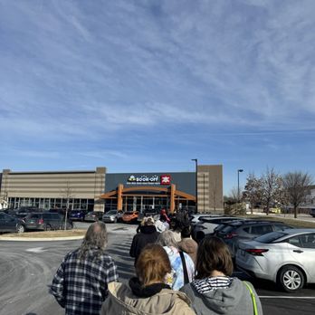 Bookoff - Bookstores Near Me - Novi, Michigan