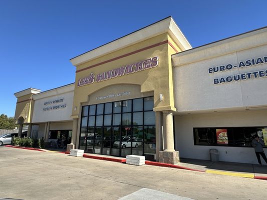 Lee's Sandwiches by null