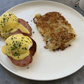 Counter Culture - Eggs Benedict - New American Near Me - Tampa, Florida