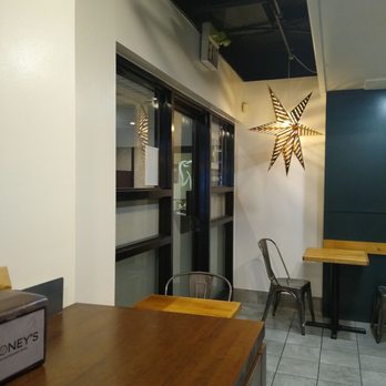 Gooney's Sandwichworks - Inside the restaurant - Sandwiches Near Me - Ottawa, Ontario