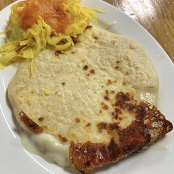 El Rinconcito Cafe - Queso pupusa - Salvadoran Near Me - Washington, DC, District of Columbia El Rinconcito Cafe - Queso pupusa - Salvadoran Near Me - Washington, DC, District of Columbia
