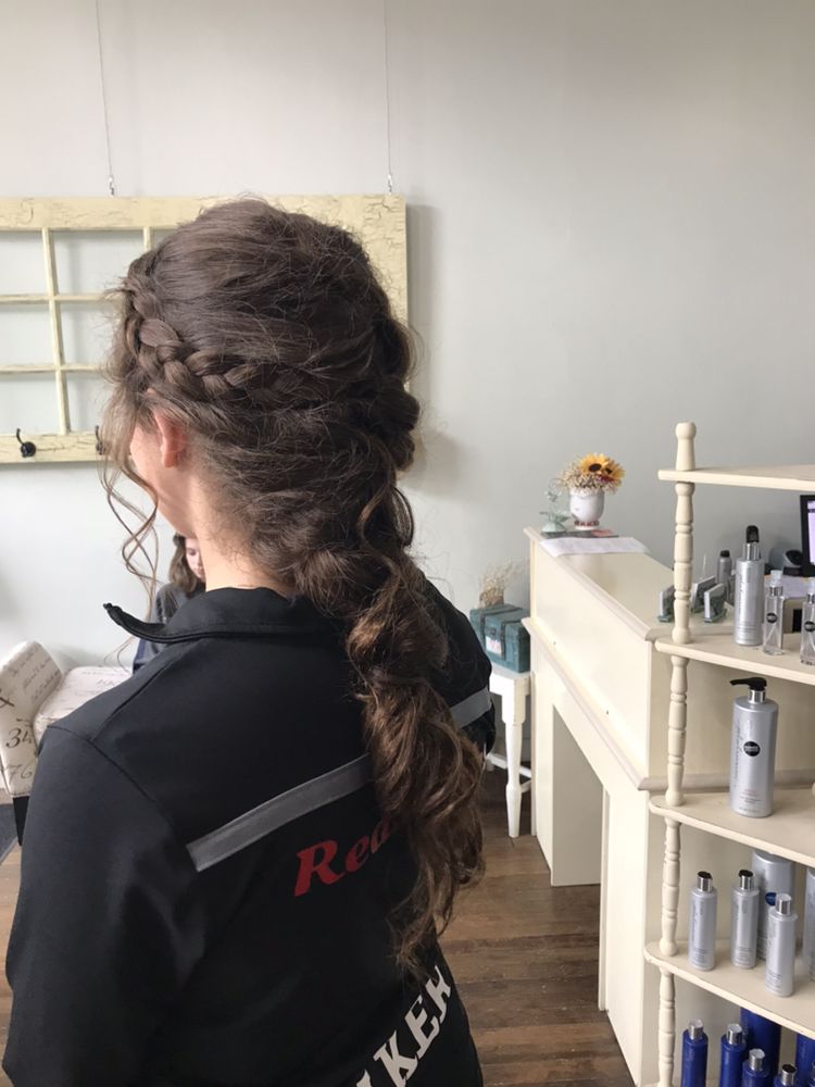 AFFINITY SALON Updated September 2024 12 Photos 138 W Michigan