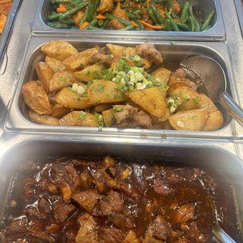 Hong Kong Express - Black pepper pork ribs, potato chicken and String beans with chicken. - Chinese Near Me - Long Beach, California Hong Kong Express - Black pepper pork ribs, potato chicken and String beans with chicken. - Chinese Near Me - Long Beach, California