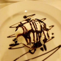 Hudson House River Inn - Chocolate lava cake with ice cream