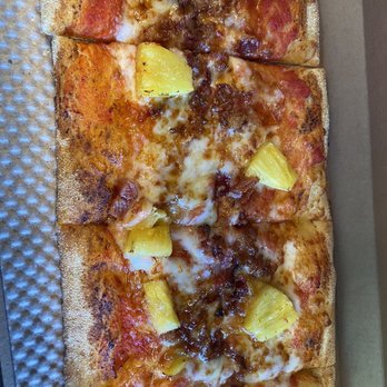&pizza - Pineapple Jack'D minus jalapeños - Vegan Near Me - Dulles, Virginia