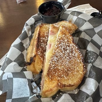 Dulcet & Delish Cafe - Monte Cristo sandwich - Cafes Near Me - Mooresville, North Carolina