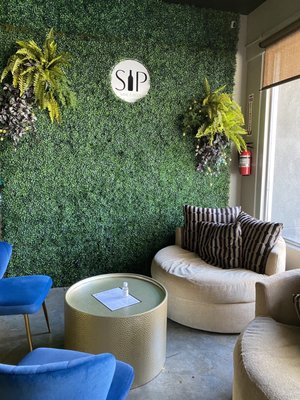Sip Wine & Beer by null