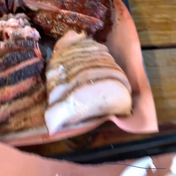Snow's BBQ - Snow's BBQ Chicken Snow's BBQ Pork Spare Ribs - Barbeque Near Me - Lexington, Texas