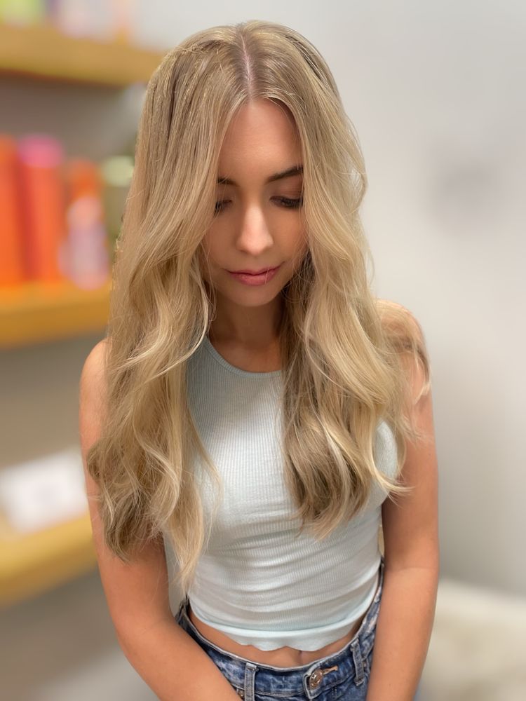 Beverlee McMillen Hair Studio Logo