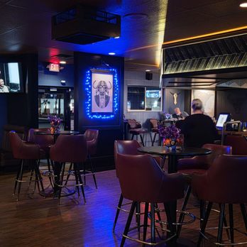 Blue Ox Tavern - American Near Me - Las Vegas, Nevada