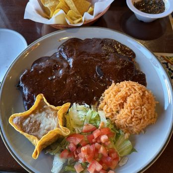 Bandidos Mexican Restaurant - Lots of mole sauce, but lots of chicken too - Mexican Near Me - Pawtucket, Rhode Island Bandidos Mexican Restaurant - Lots of mole sauce, but lots of chicken too - Mexican Near Me - Pawtucket, Rhode Island