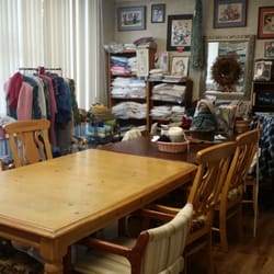 Velona Needlecraft - They also offer classes.