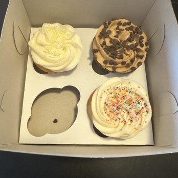 Cupcakes and More - Bought..... - Bakeries Near Me - Fresno, California