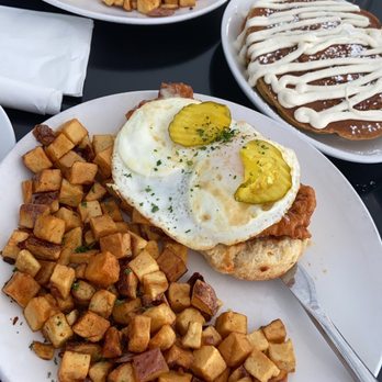 Buttermilk - Alabama Hot Chicken Benny; The Goat Omelet; Pumpkin Cinnamon Roll Pancakes - Coffee & Tea Near Me - Naperville, Illinois