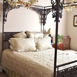 Eagle Rock Bed and Breakfast - Luxurious Rooms