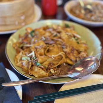 MiYa Chinese - MiYa Combo Hand-Pulled Noodles - Chinese Near Me - Dallas, Texas MiYa Chinese - MiYa Combo Hand-Pulled Noodles - Chinese Near Me - Dallas, Texas