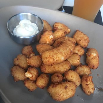 Fairchilds Public House - Cheese Curds - New American Near Me - Mountain View, California