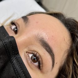 Cee’s Beauty Shop  - Lash lift