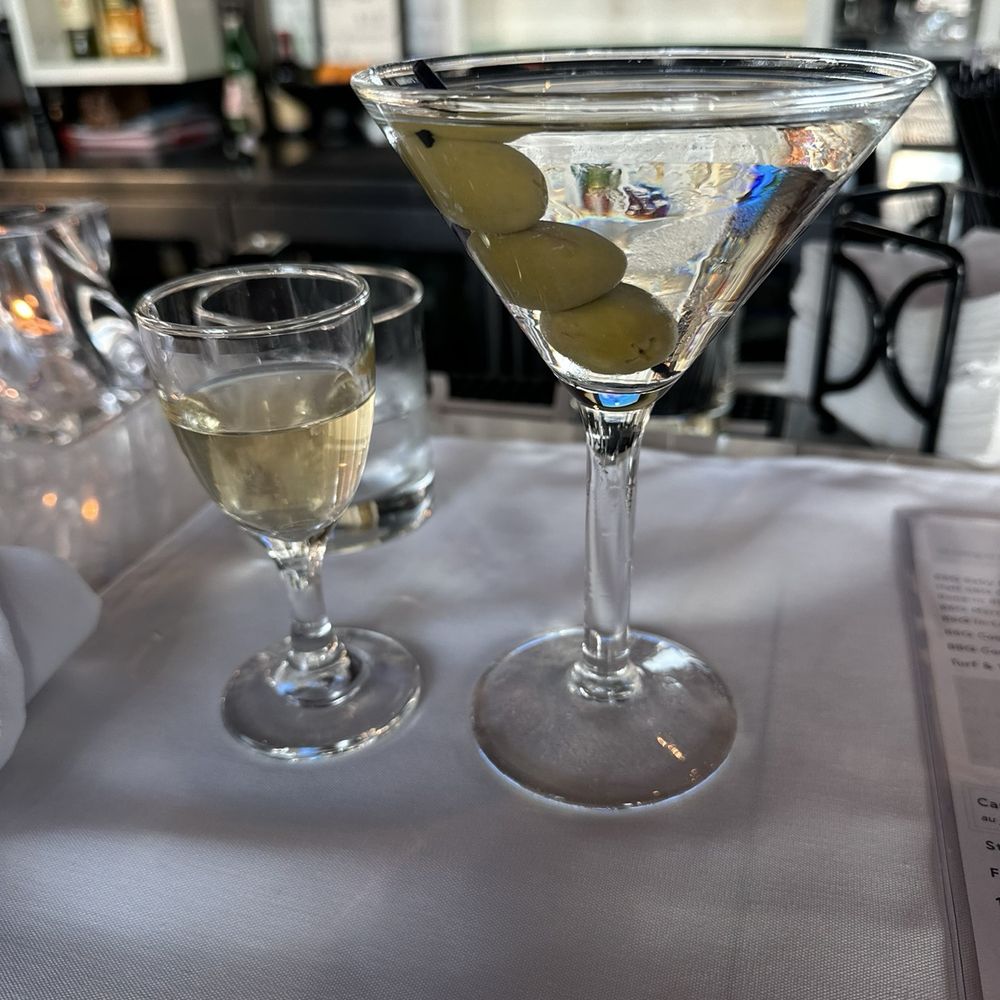 Carson's Ribs - Vodka Martini - American Near Me - Milwaukee, Wisconsin Carson's Ribs - Vodka Martini - American Near Me - Milwaukee, Wisconsin