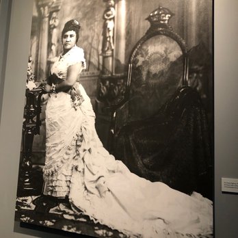 Iolani Palace - Princess Regent Lili'uokalani - Museums Near Me - Honolulu, Hawaii Iolani Palace - Princess Regent Lili'uokalani - Museums Near Me - Honolulu, Hawaii