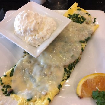 Keke's Breakfast Cafe - Delicious spinach and Swiss cheese omelette - Breakfast & Brunch Near Me - Clermont, Florida Keke's Breakfast Cafe - Delicious spinach and Swiss cheese omelette - Breakfast & Brunch Near Me - Clermont, Florida