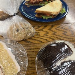 Museum of Appalachia Restaurant - BLT & Desserts