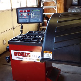 Victor's Auto Care - Our new Laser Guided Tire Balancer, very precise and makes sure of a smooth ride - Auto Repair Near Me - Hatfield, Pennsylvania