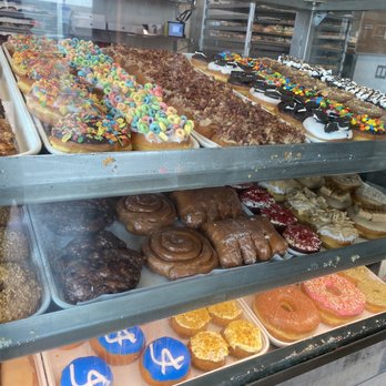 Randy's Donuts - Donuts - Donuts Near Me - Downey, California Randy's Donuts - Donuts - Donuts Near Me - Downey, California