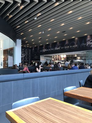 Me Va Me Kitchen Express 180 Photos 94 Reviews Mediterranean