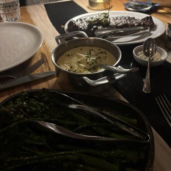 Carversteak - Pommes puree, broccolini, steak - Steakhouses Near Me - Las Vegas, Nevada
