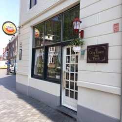 Café Swaree - Unassuming exterior, easy to miss. Right across from Sint Maartenkerk.