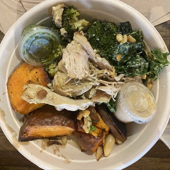 Nan's Kitchen - Spiced chicken thigh bowl with kale Caesar, roasted sweet potatoes, umami broccoli - Breakfast & Brunch Near Me - Andover, Massachusetts Nan's Kitchen - Spiced chicken thigh bowl with kale Caesar, roasted sweet potatoes, umami broccoli - Breakfast & Brunch Near Me - Andover, Massachusetts