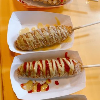 CrunCheese - Potato hotdog, mozzarella and sausage, original, squid ink - Hot Dogs Near Me - Las Vegas, Nevada