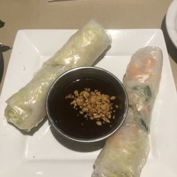 Spring rolls with peanut sauce