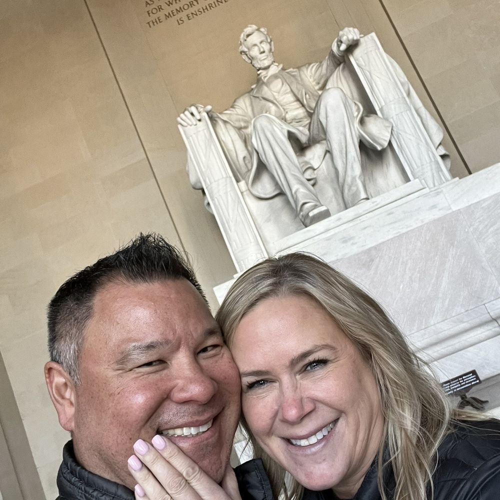Jefferson Memorial - Engaged at the footsteps of honest Abe! - Landmarks & Historical Buildings Near Me - Washington, DC, District of Columbia Jefferson Memorial - Engaged at the footsteps of honest Abe! - Landmarks & Historical Buildings Near Me - Washington, DC, District of Columbia