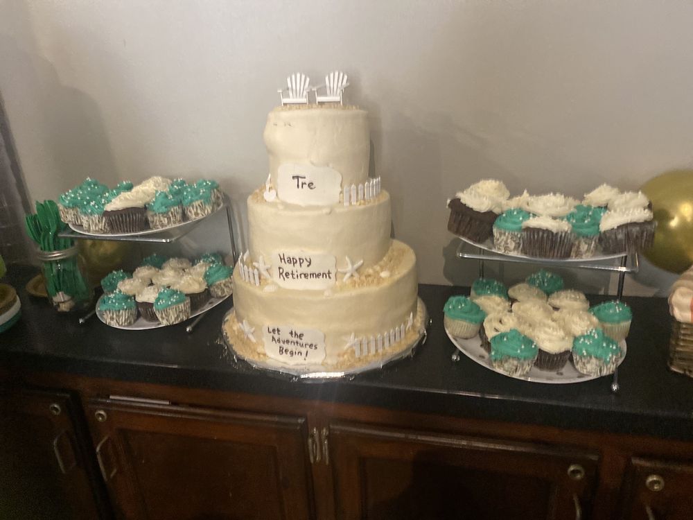 Spectacular Cakes Logo