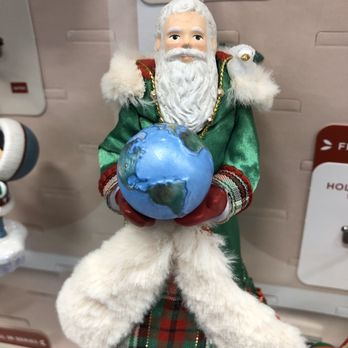 Amy's Hallmark Shop - Santa Claus. - Cards & Stationery Near Me - Canton, Michigan
