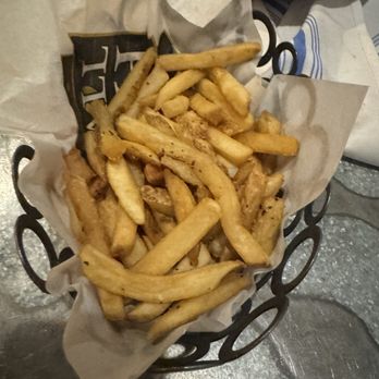 Blackwall Hitch - French Fries - Cocktail Bars Near Me - Annapolis, Maryland Blackwall Hitch - French Fries - Cocktail Bars Near Me - Annapolis, Maryland