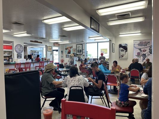 Alice’s Kitchen by null