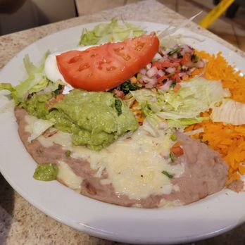 3 Amigos - Side plate for Fajitas - Mexican Near Me - Elizabeth City, North Carolina