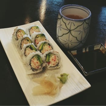 Irori Sushi - California roll - Sushi Bars Near Me - Vancouver, British Columbia Irori Sushi - California roll - Sushi Bars Near Me - Vancouver, British Columbia
