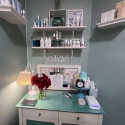 goddesslynneBODYandSKIN - Thoughtfully curated skincare to achieve your best skin ever.