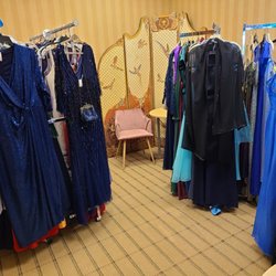 Deja Vu Beautiful Consignments