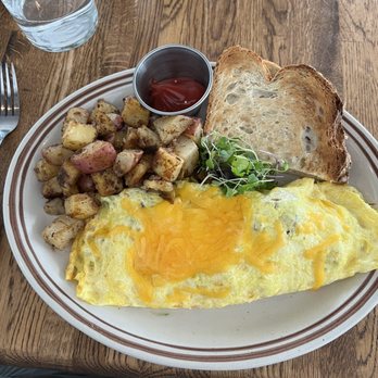 Owl & Dove - Owl Omelet - New American Near Me - Pawcatuck , Connecticut