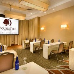 DoubleTree by Hilton Hotel Sterling - Dulles Airport - Meeting Room