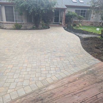 Solo Pavers Expert - Masonry/Concrete Near Me Solo Pavers Expert - Masonry/Concrete Near Me
