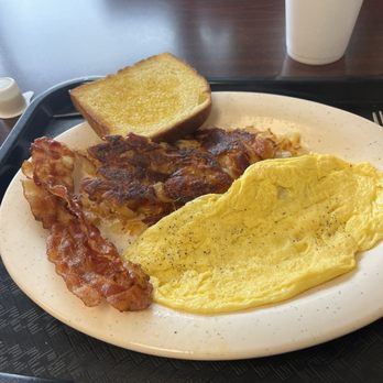 John & Loreta Family Restaurant - an omelet, bacon and toast - Breakfast & Brunch Near Me - Parma, Ohio