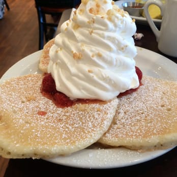 Eggs 'n Things - Strawberry pancake side - Breakfast & Brunch Near Me - Honolulu, Hawaii