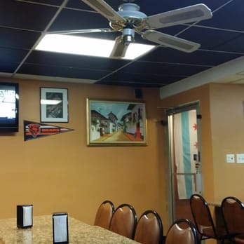 Angelo's Stuffed Pizza - Inside pic 1 - Pizza Near Me - Chicago, Illinois